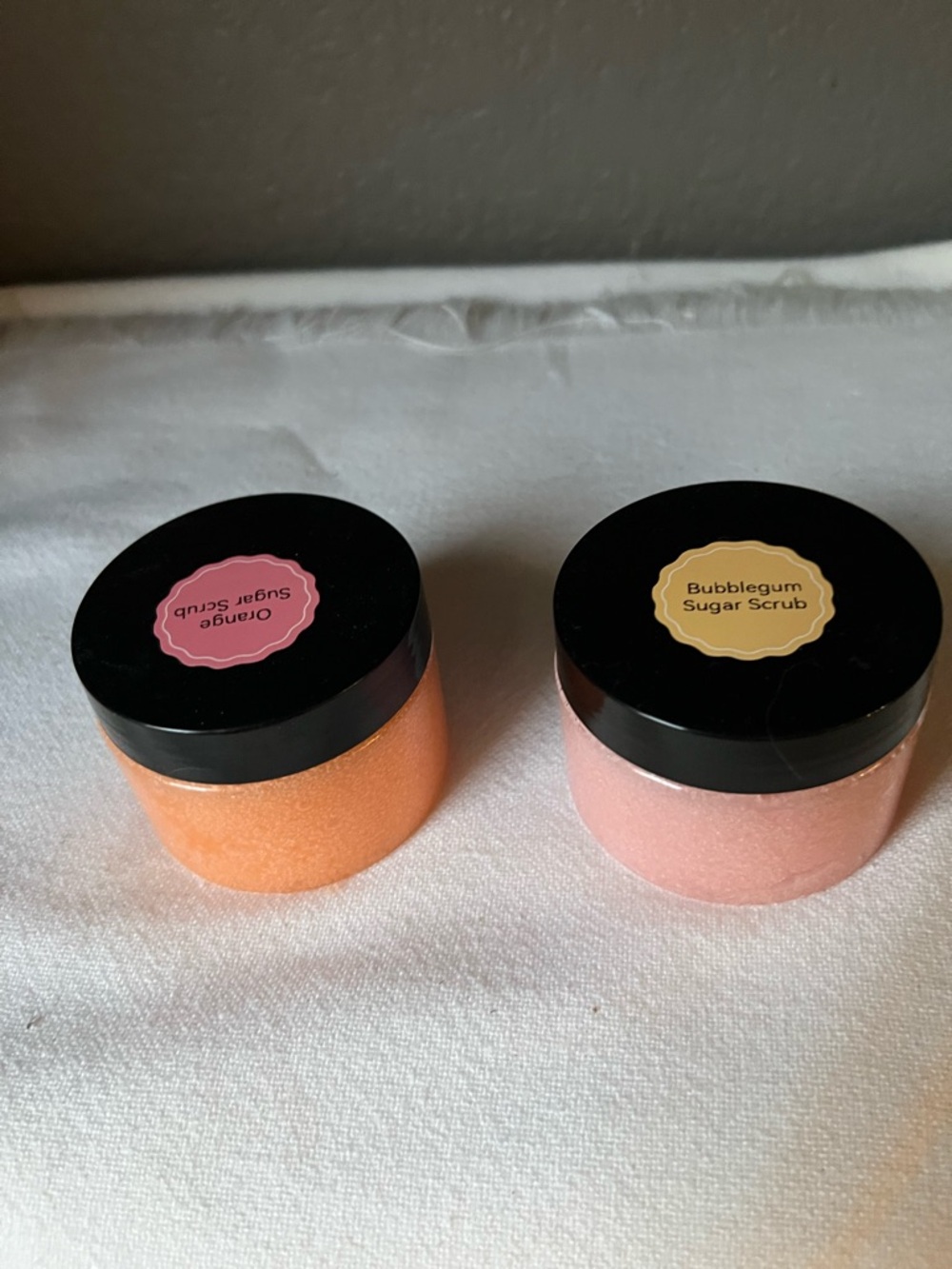 Bubblegum and sweet orange Gentle Sugar Body Scrub - Women Bath & Body - Picture 2 of 9